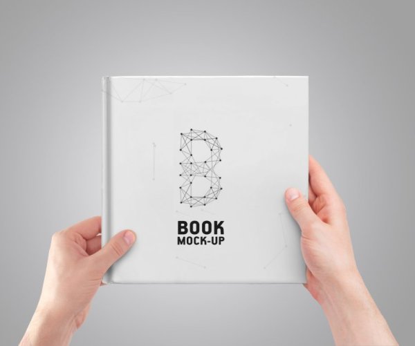 Мокап квадратной открытки