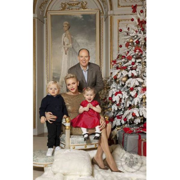 Рождественские открытки королевской семьи 2022 принц Чарльз