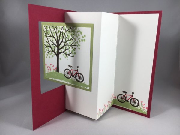 Необычная открытка раскладушка