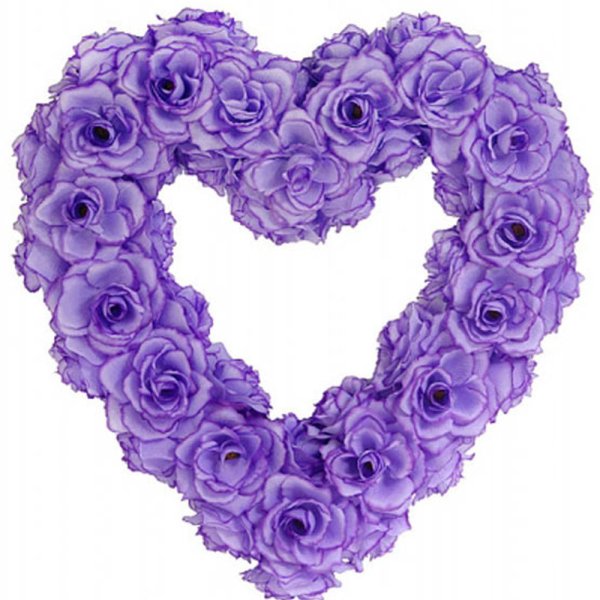 Сиреневое сердце из цветов