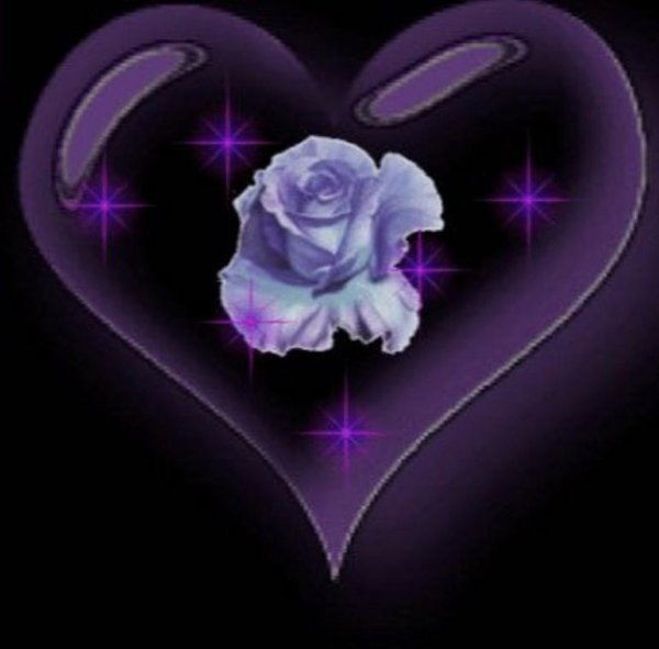 Анимированное фиолетовое сердце