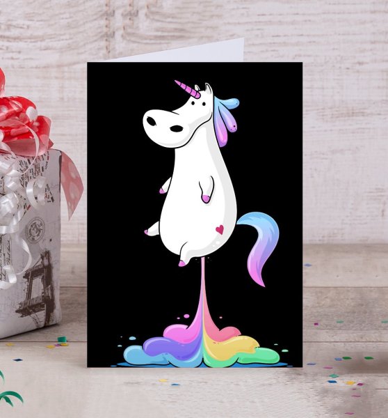 Открытка с единорожкой