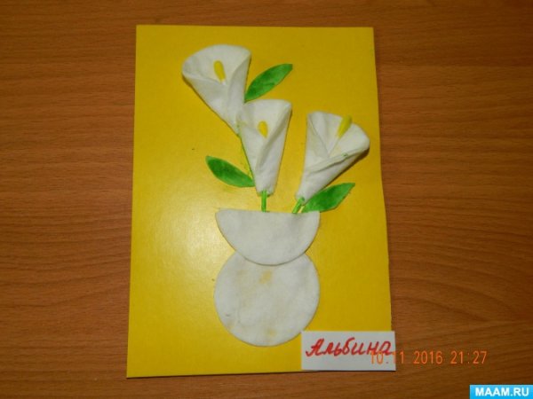 Поделка ко Дню матери из ватных дисков