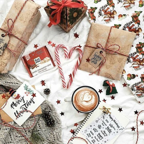 Открытка новый год Минимализм