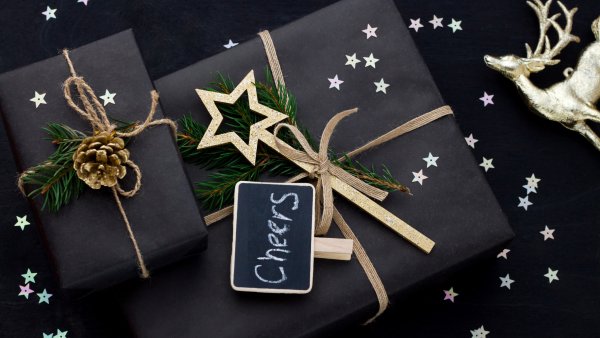 Новогодние открытки современные