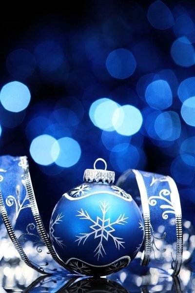Синие новогодние шары