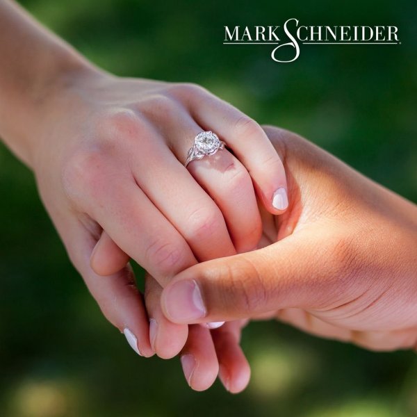 С годовщиной Помолвки