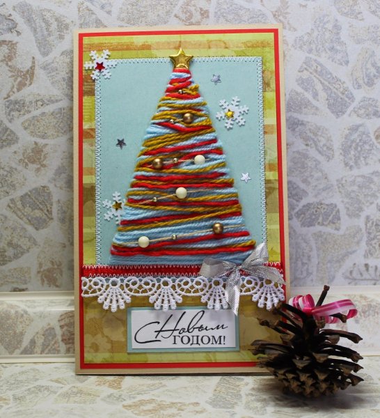 Елка в технике изонить