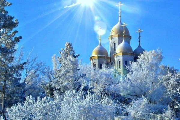 Заснеженный храм