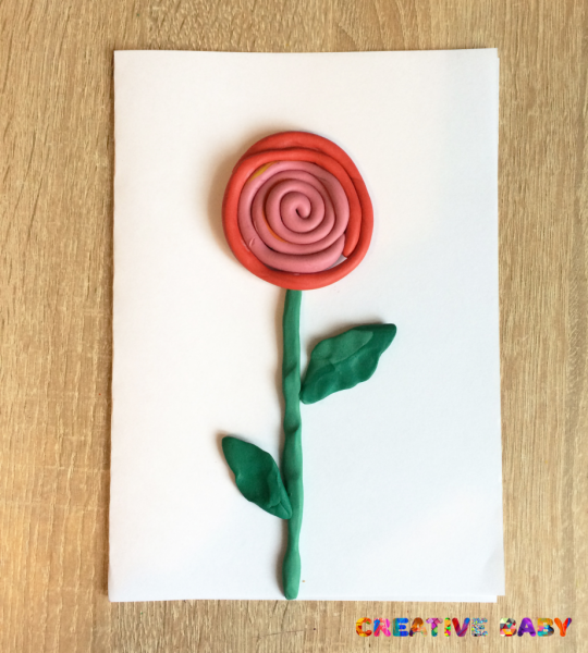 Открытка для мамы из пластилина