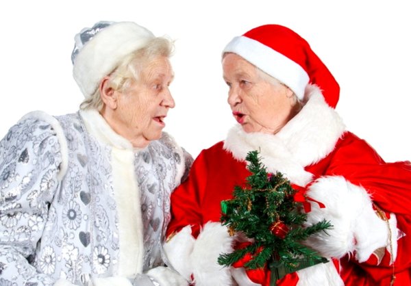 Новогодние подарки для пожилых людей