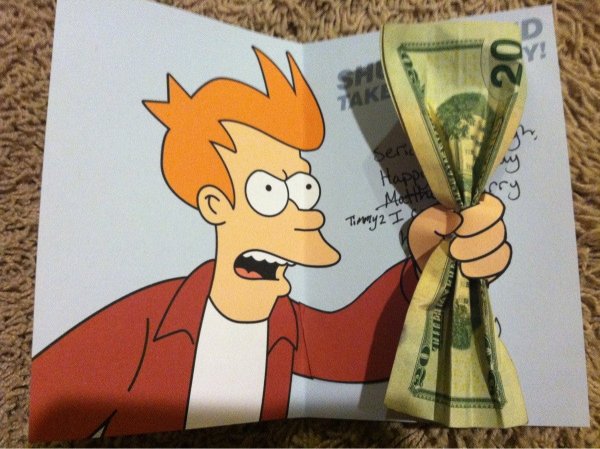 Фрай с деньгами в руках
