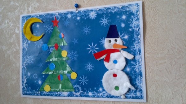 Поделка Снеговик из ватных дисков