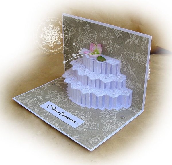 Открытка с объемными цветами