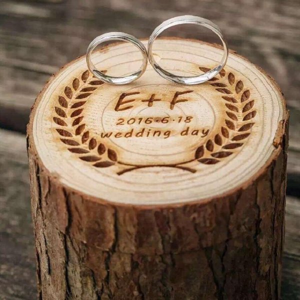 С днем деревянной свадьбы