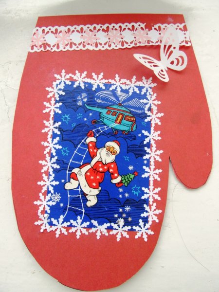 Новогодняя открытка рукавички