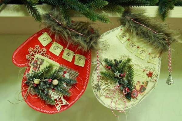 Новогодняя варежка