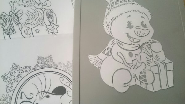 Вытынанки с героями советских открыток