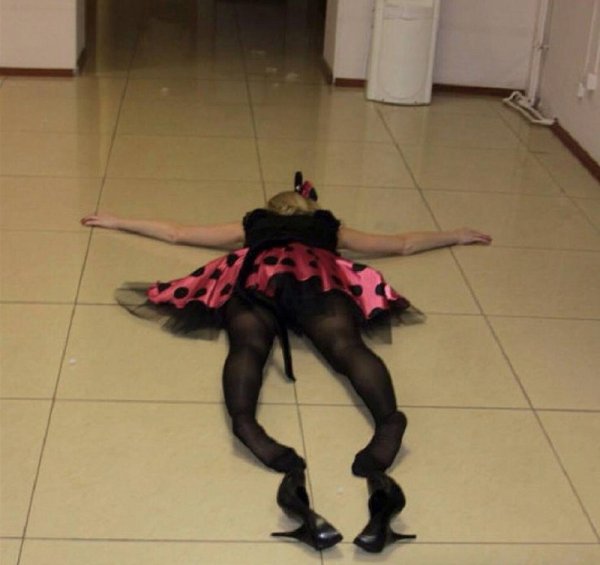 Женщина после корпоратива