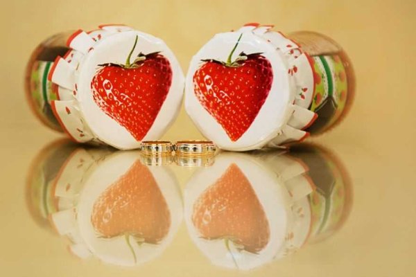 Клубничная годовщина свадьбы