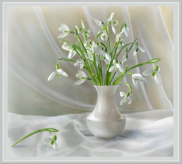 Апрель Подснежник