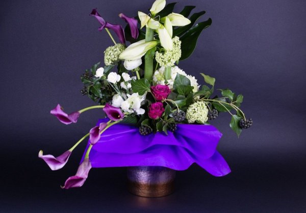 Букет цветов на прозрачном фоне