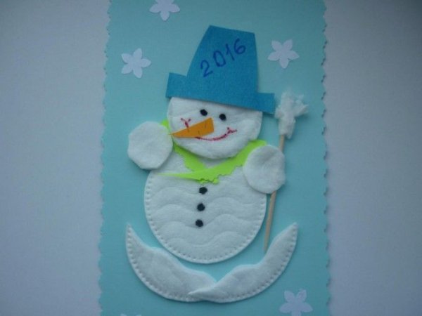 Снеговик из ватных дисков