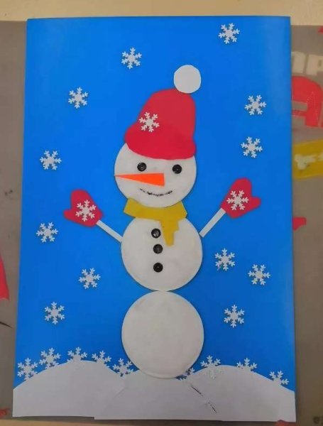 Снеговик из ватных дисков