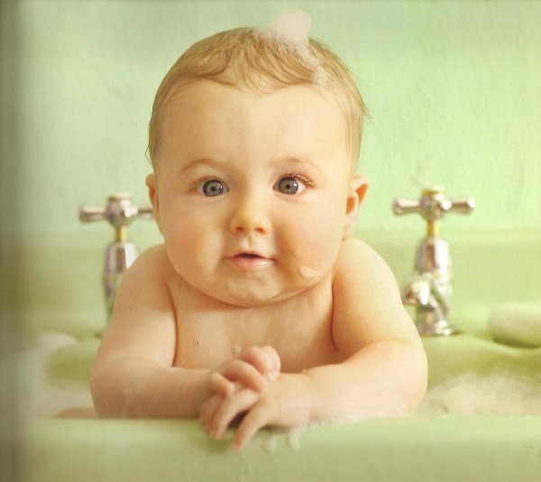 Полгодика мальчику открытка