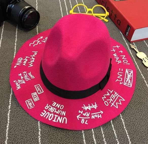 Надпись шляпка