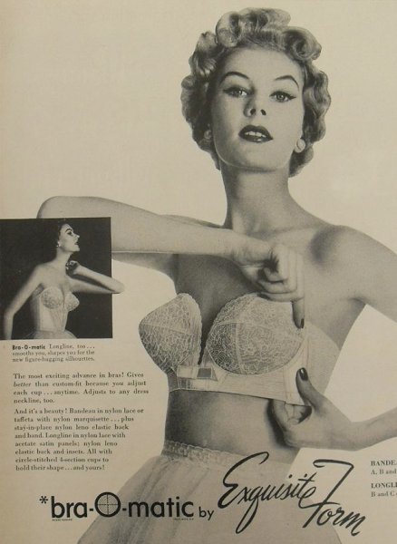 День рождения бюстгальтера