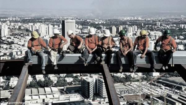 Обед на небоскрёбе 1932