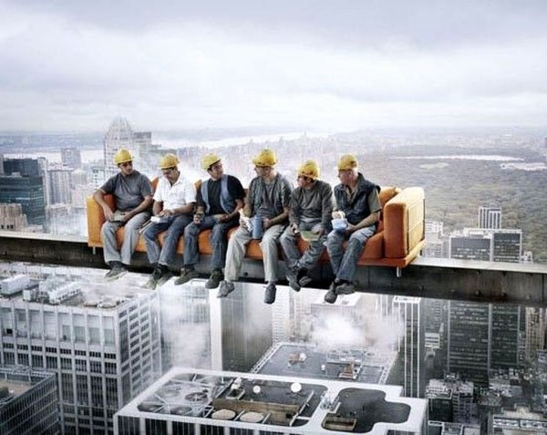 Креативная реклама Строителей