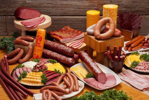 Мясо колбасы
