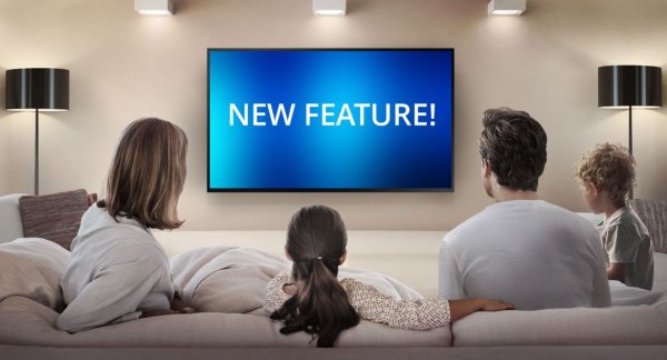 Семья у телевизора