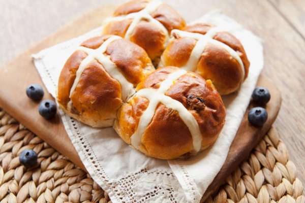 Булочки на Пасху