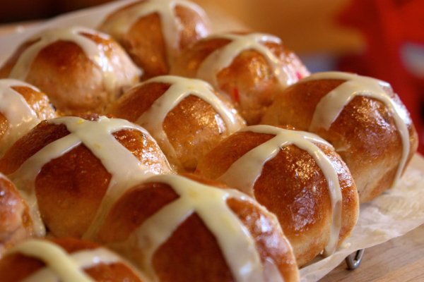 Булочки hot Cross buns