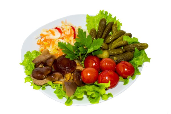 Тарелка разносолов