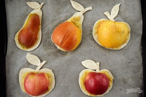 Фрукты в слоеном тесте