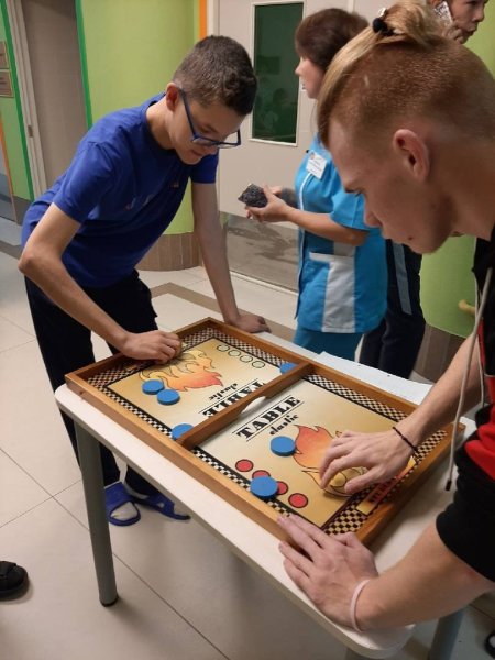 Шаффлборд настольная игра