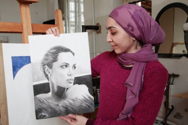 Чеченская женщина рисунок