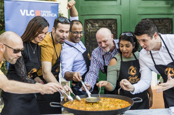 Всемирный день валенсийской паэльи