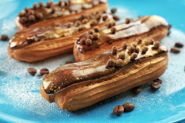 Эклеры в шоколаде