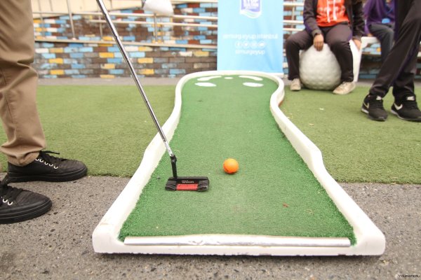 Грин площадка гольф