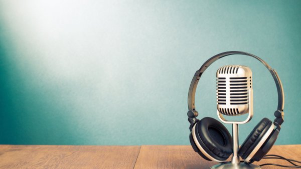 Наушники с микрофоном