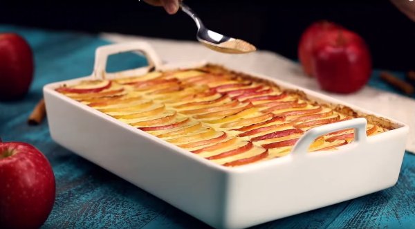 День яблочной запеканки