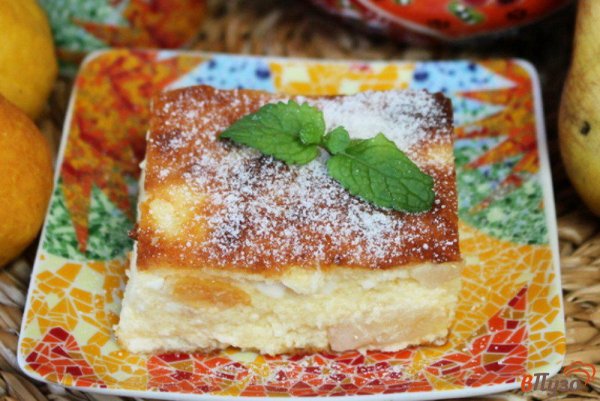 Запеканка из творога в духовке с яблоками и айвой