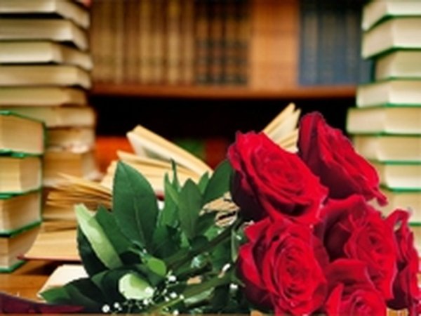 С днем рождения библиотекарю