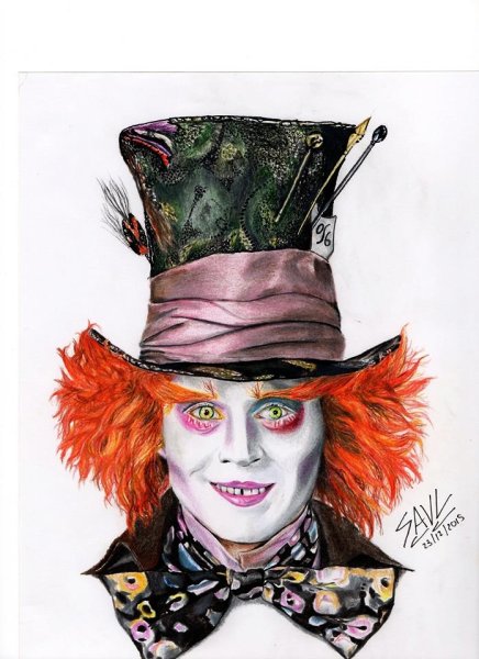 Шляпа Шляпника из Алисы в Зазеркалье