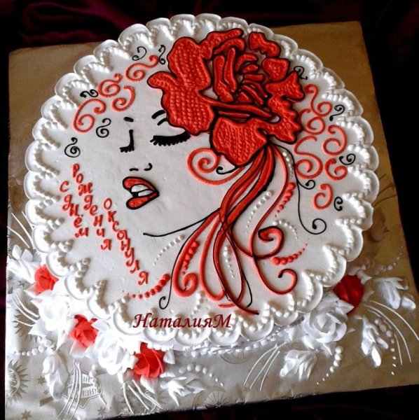 Торт с рисунком из крема